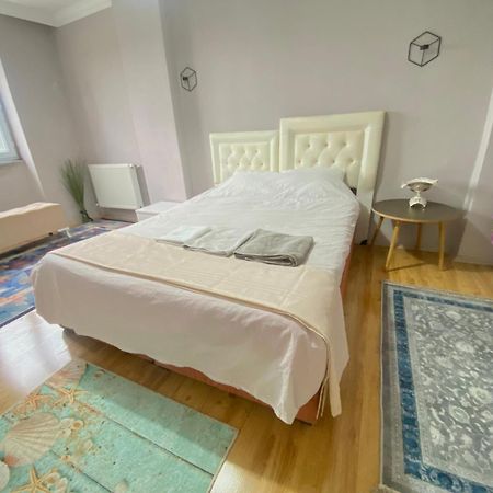 Apartamento Cozy House Near The Airport Arnavutkoy Exterior foto
